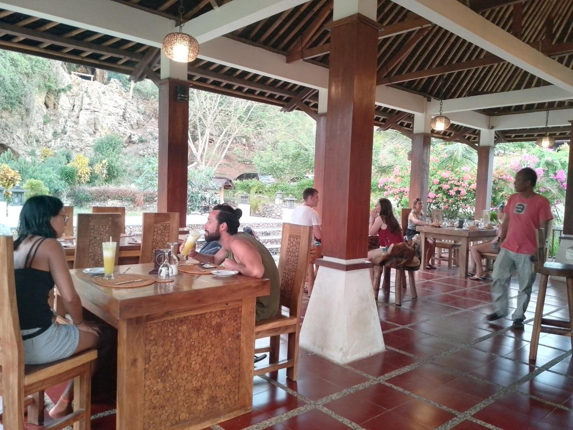 Cersen Resort Lombok Kuta  Exterior foto